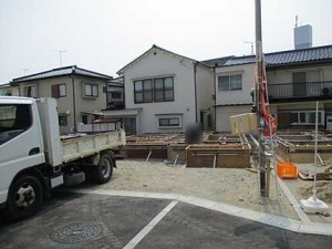 広島市佐伯区五日市中央三丁目