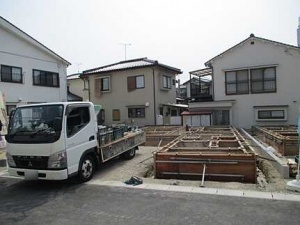広島市佐伯区五日市中央三丁目