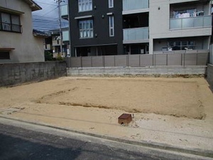 広島市佐伯区坪井一丁目