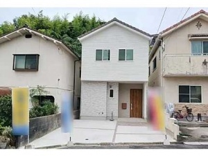 広島市佐伯区三宅三丁目