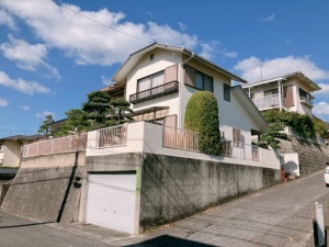 広島市佐伯区美鈴が丘西三丁目