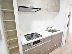 アスティア三篠