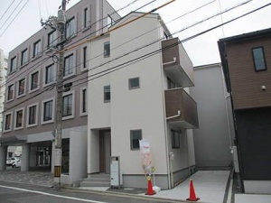広島市西区東観音町