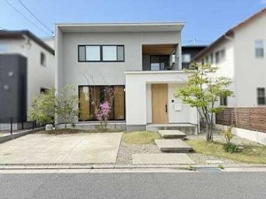 広島市安佐南区山本新町四丁目