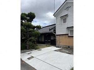 広島市安佐北区深川四丁目