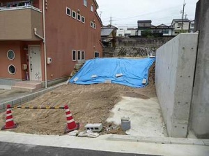 広島市東区上温品四丁目